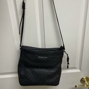 Michael Kors messenger bag